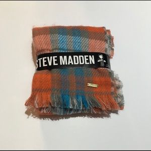 NWT Steve Madden Scarf